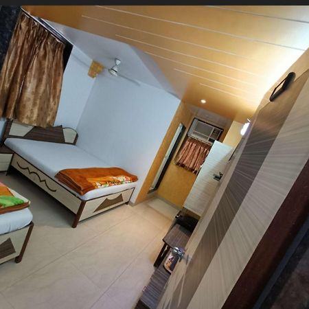 Hotel Broadway Colaba Мумбаи Экстерьер фото
